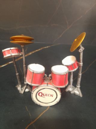 MAQUETA DEL GRUPO QUEEN