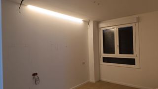 Electricista instalador eléctrico