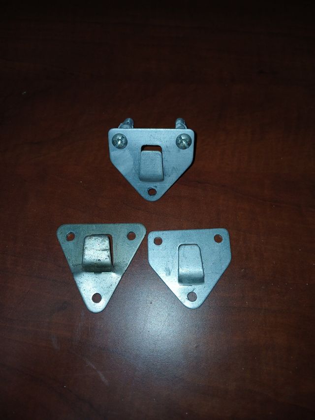 3 supporti per estintori ABC