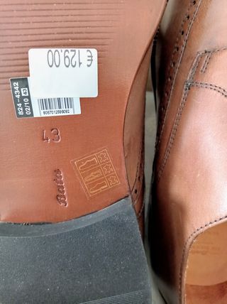 Scarpe Oxford Brogue Artigianali in Pelle Bata