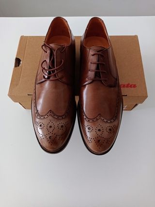 Scarpe Oxford Brogue Artigianali in Pelle Bata