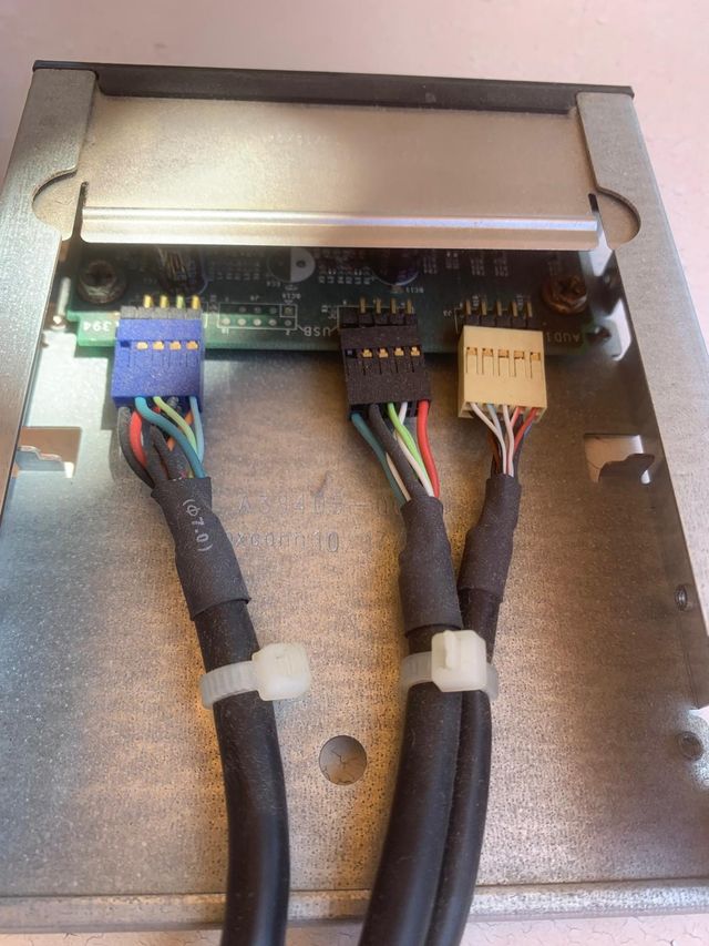 Módulo para panel frontal PC de Audio /USB/1394-A