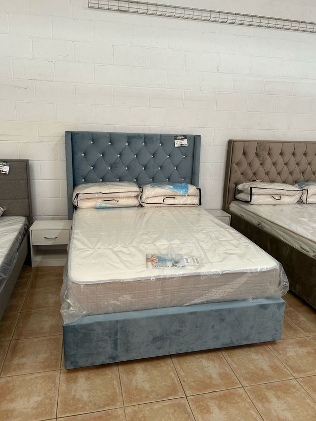 Letto matrimoniale blu 135x190 + TESTIERA!