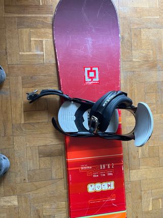 Tabla de snowboard mas botas