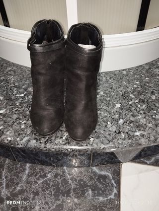 Botines negros