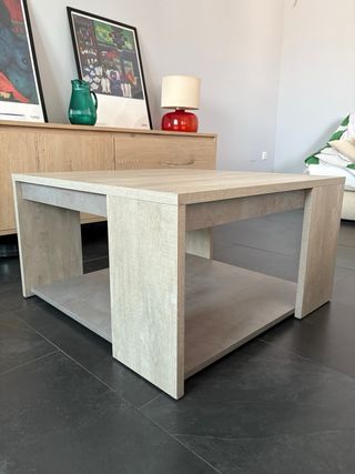 Mesa contemporánea