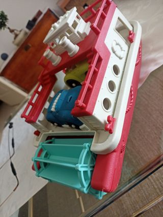 Ferri ,barco juguete