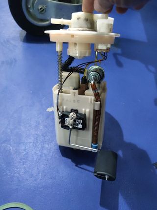 Bomba de gasolina con aforador