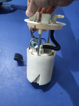 Bomba de gasolina con aforador