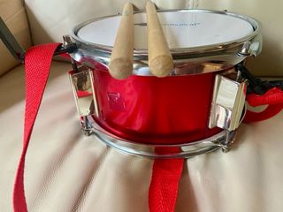 Tambor con baquetas de imaginarium