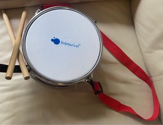 Tambor con baquetas de imaginarium