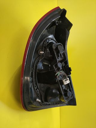 ✅PILOTO TRASERO DERECHO NISSAN ALMERA II (N16)