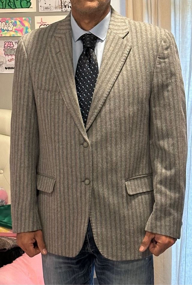 Giacca a righe verticali grigie Tagli 54.