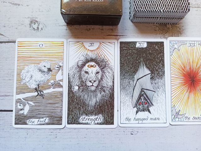 TAROT DESCONOCIDO