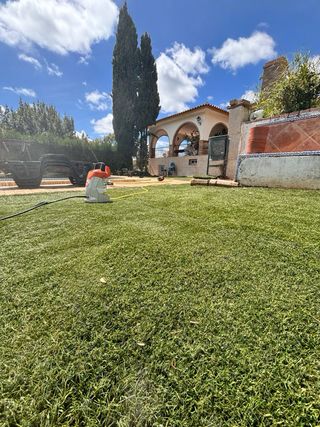 SE VENDE CESPED ARTIFICIAL !!