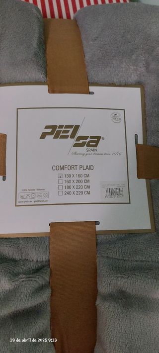 MANTA LIGERA PARA SOFÁ