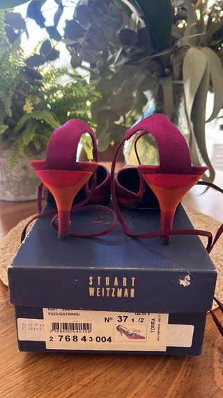 Zapato Stuart Weitzman completamente nuevos