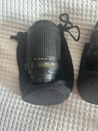 NIKON D5100  con 3 OBJETIVOS y 2 mochilas