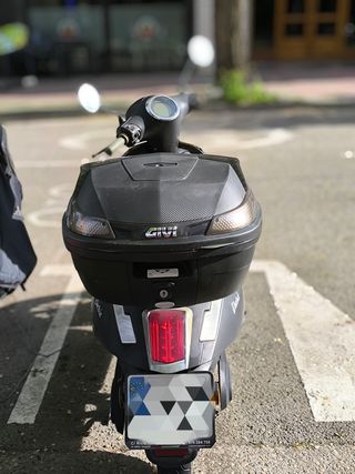 Moto eléctrica 125CV Pusa Efun