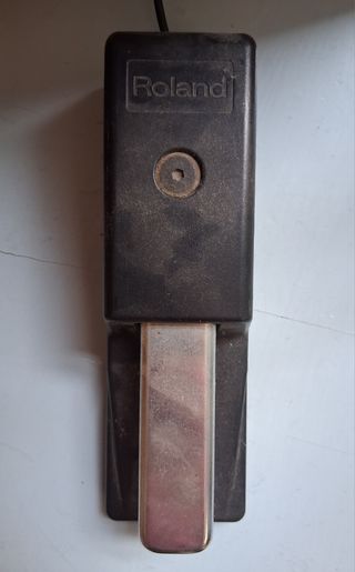 Pedal Teclado Roland DP-8