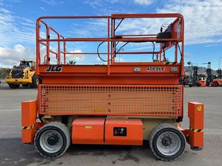 PLATAFORMA ELEVADORA ELECTRICA DE TIJERA DE 12,5 M