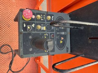 PLATAFORMA ELEVADORA ELECTRICA DE TIJERA DE 12,5 M