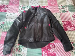 Chaqueta de moto.