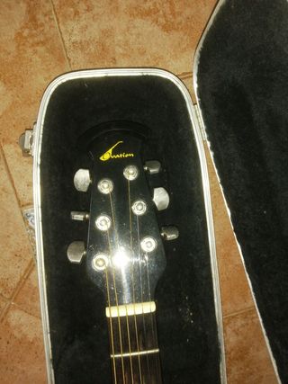Guitarra electroacústica Ovation Pinacle