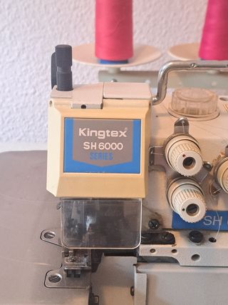 Maquina de coser remalladora