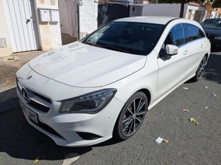Mercedes-Benz Clase CLA 2015