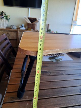 Mesita auxiliar,  nueva.