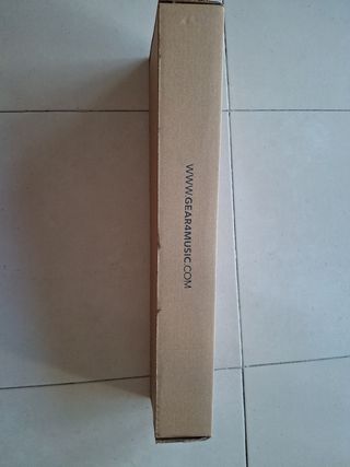 Ukelele Gear4music con funda y afinador