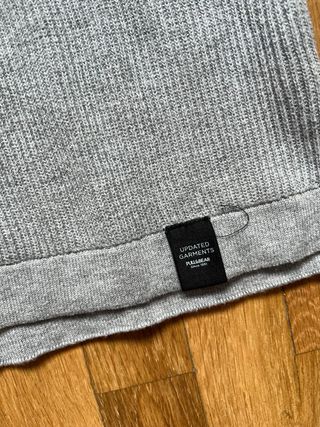 Jersey gris Pull and Bear