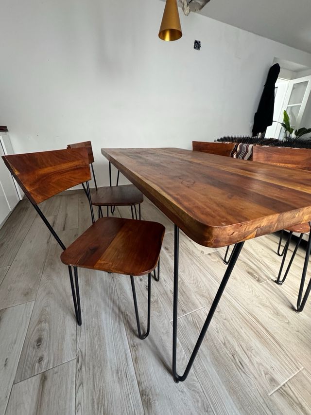 Mesa comedor  - 4 sillas