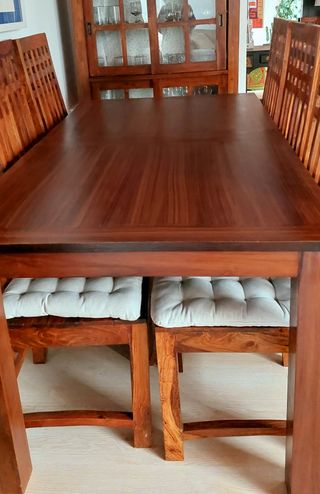 Set de mesa y 6 sillas, de teca ,sin estrenar