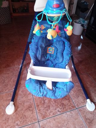 Columpio eléctrico de bebé