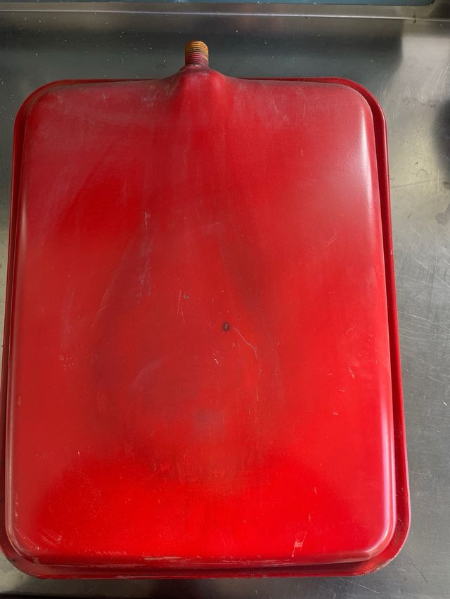 Vaso de expansion caldera Roca