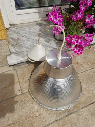 Lampadario in metallo 