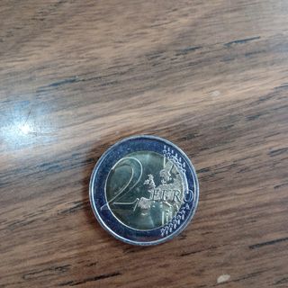 Moneda de 2€ de Paris-2024 y España-2024 y 2018.