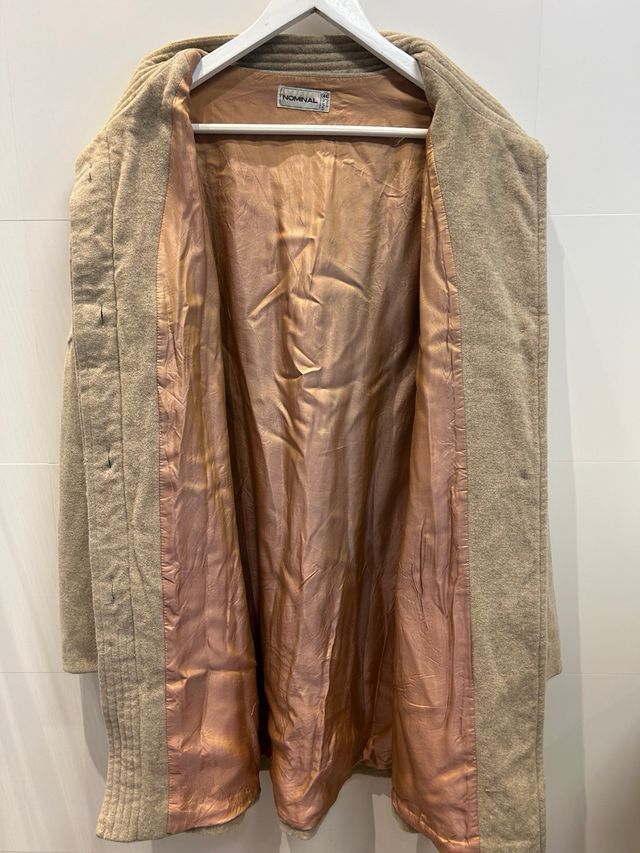 Abrigo de paño beige Nominal