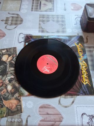 Doble vinilo recopilatorio de rock vasco