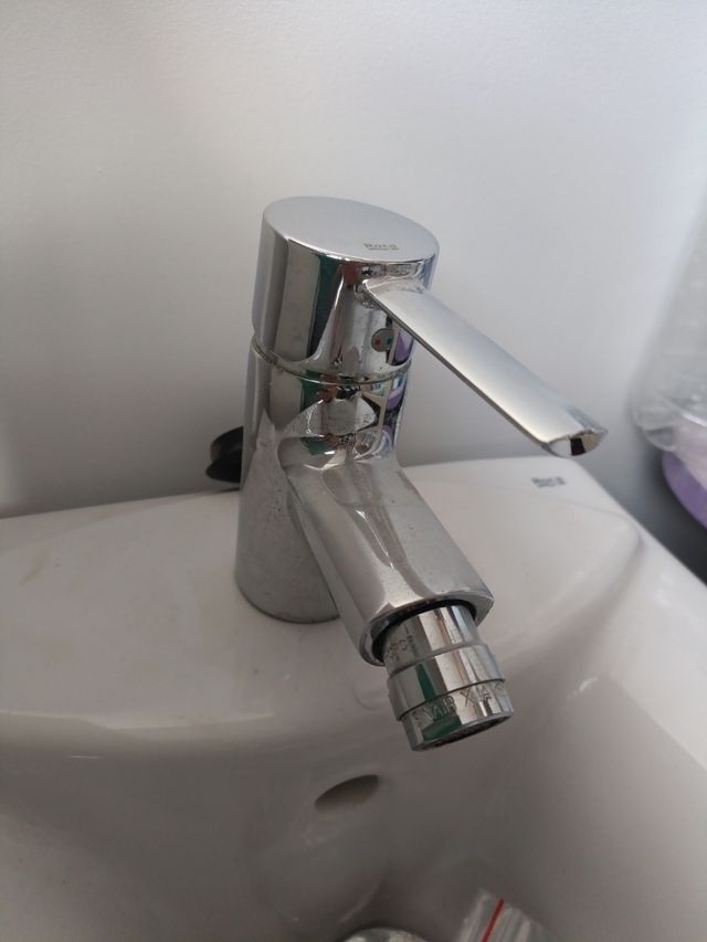Grifo lavabo o bidé Roca