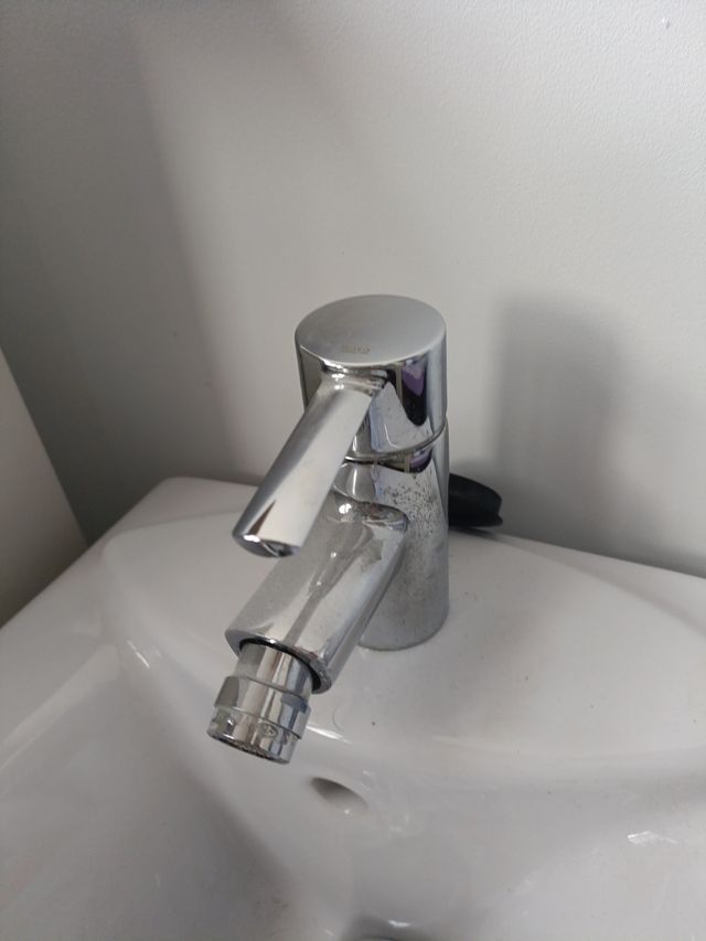 Grifo lavabo o bidé Roca