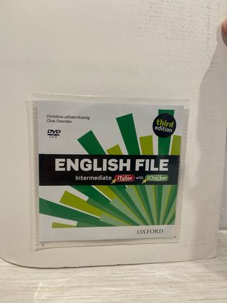 English File 3rd Edition Intermediate. Student'...