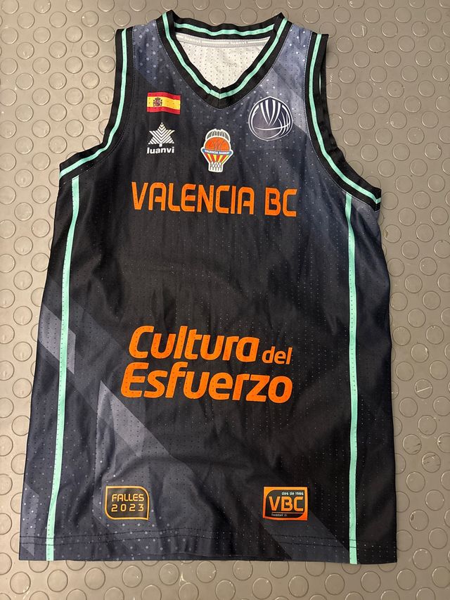 Camiseta oficial Valencia Basket femenino firmada