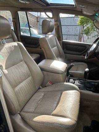 Toyota Land Cruiser 100 2003