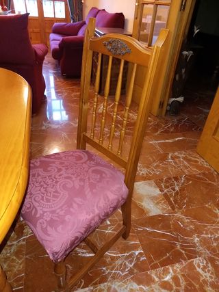 Mesa comedor con 4 sillas