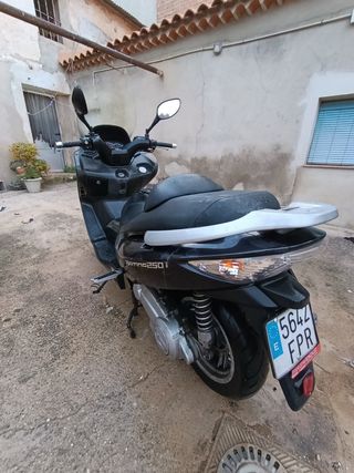 Barato! Despiece Kymco xciting 250