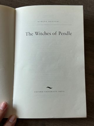 Oxford Bookworms Library: The Witches of Pendle...