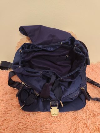 Mochila azul de Stradivarius